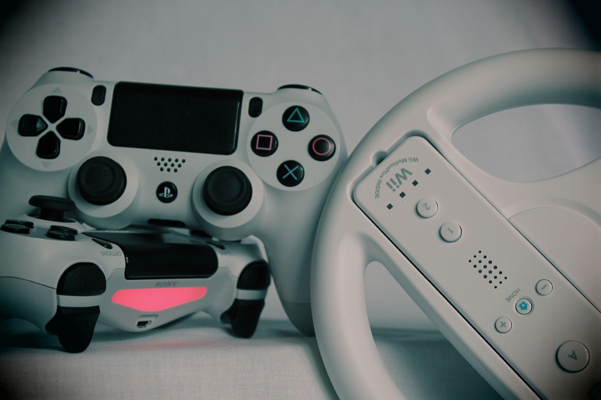 Comment estimer la cote d'un jeu vidéo PAL : méthode et sources